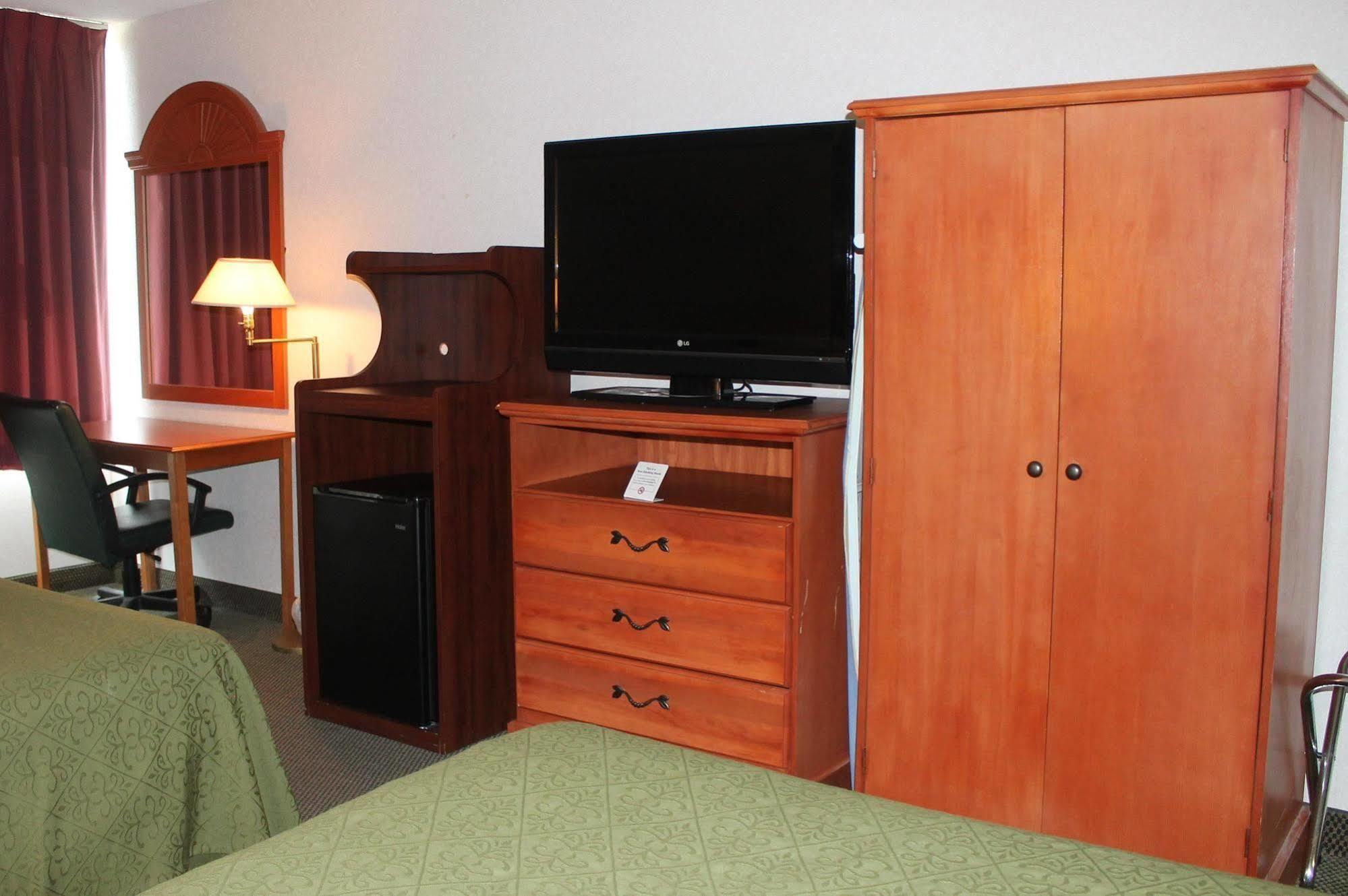 6-clarion, Pa 2* Clarion