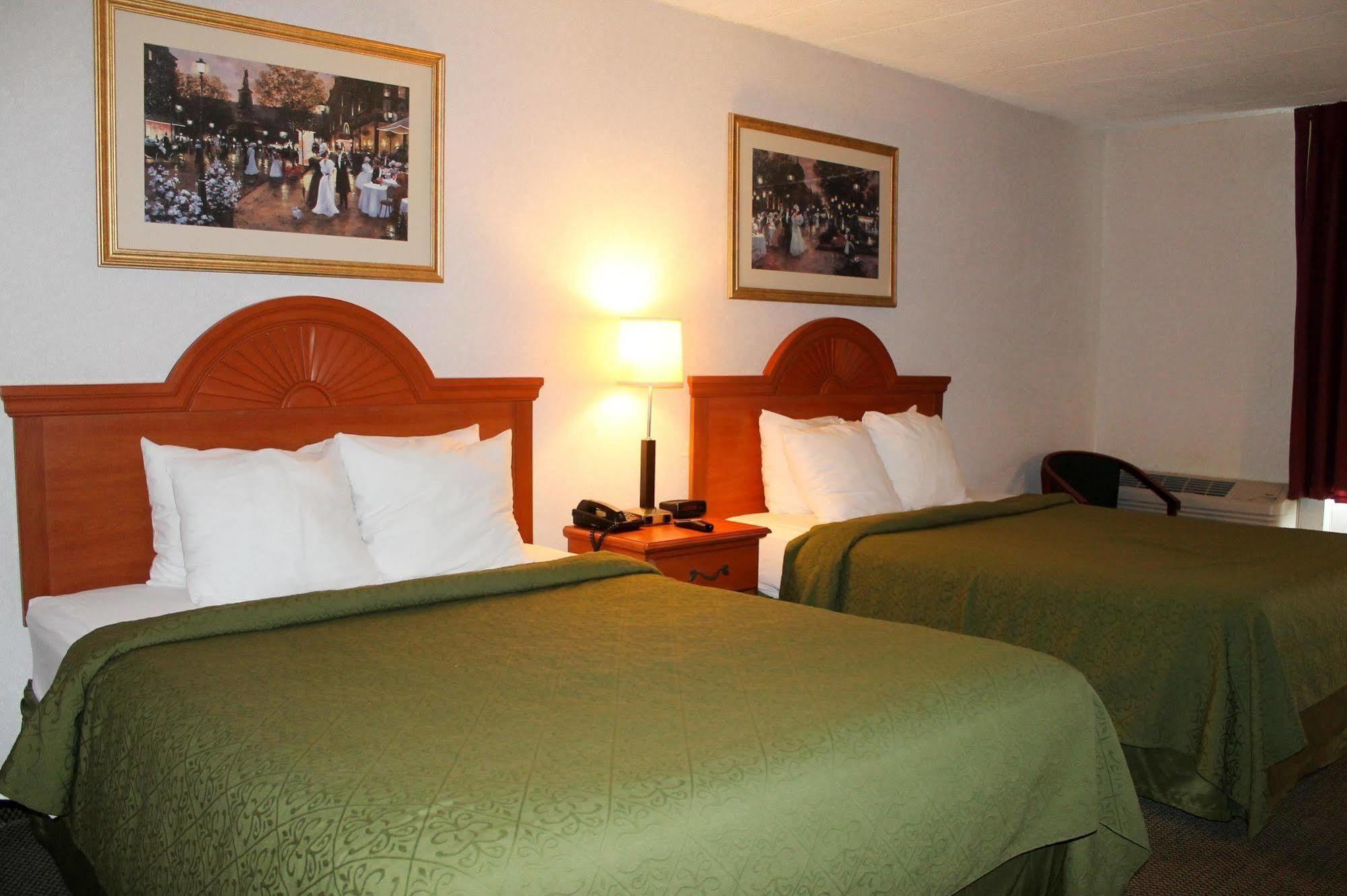6-clarion, Pa Hotel
