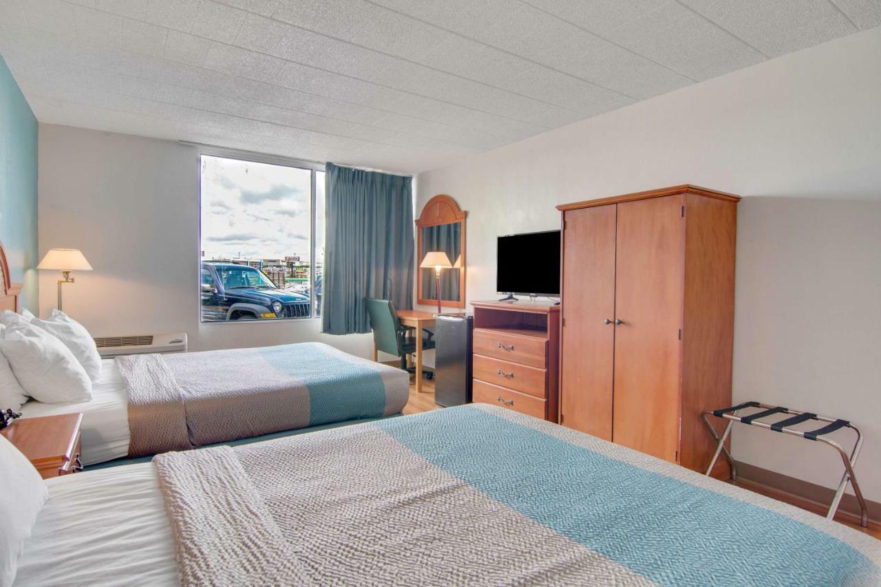 6-clarion, Pa Hotel